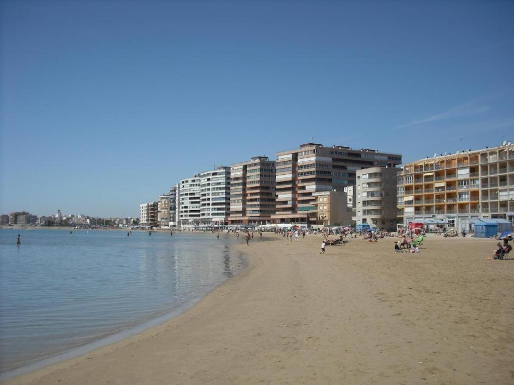 Bonito Apartamento En Torrevieja Kültér fotó